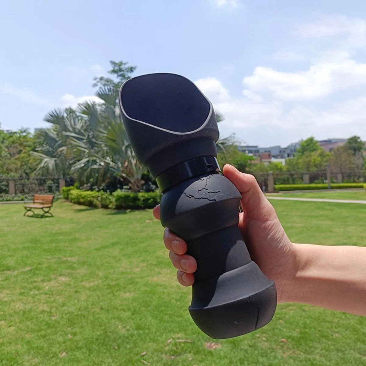 550ml Portable Dog Water Bottle Pet Travel Kettle Foldable Outdoor Drinking Cup