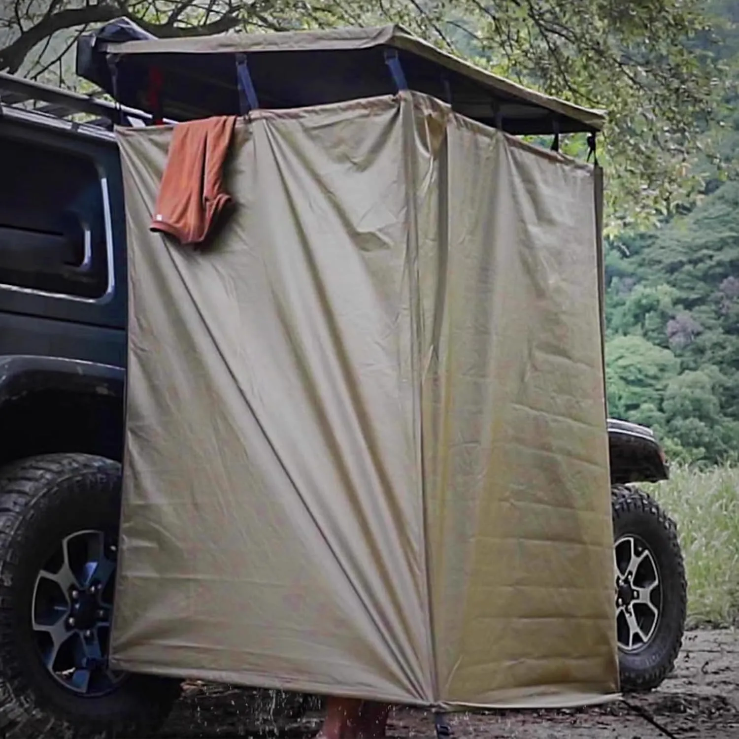 Car Camping Shower Awning Bathroom Tent for Land General Purpose Cars,SUV Car Side Shower Shelter Privacy Room with Roof and Floor mat,Portable Outdoor Changing Room