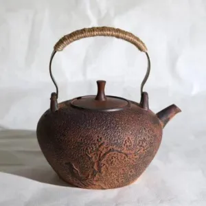 Chaozhou "Sha Tiao" Water Boiling Kettle with Artisanal Design 900ml