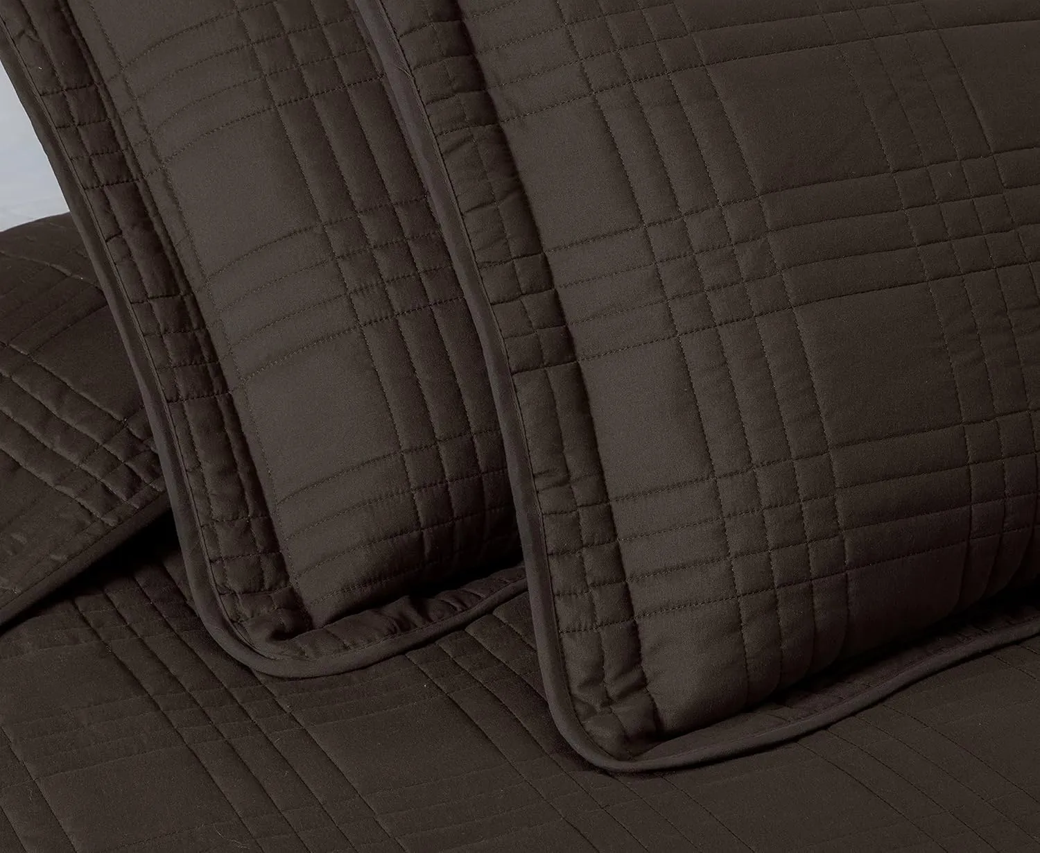 Chezmoi Collection Kingston Queen Size Bedspread Set, 3-Piece Brown Oversized Quilted Microfiber Lightweight Bedspread Coverlet (100"x106") for All Seasons