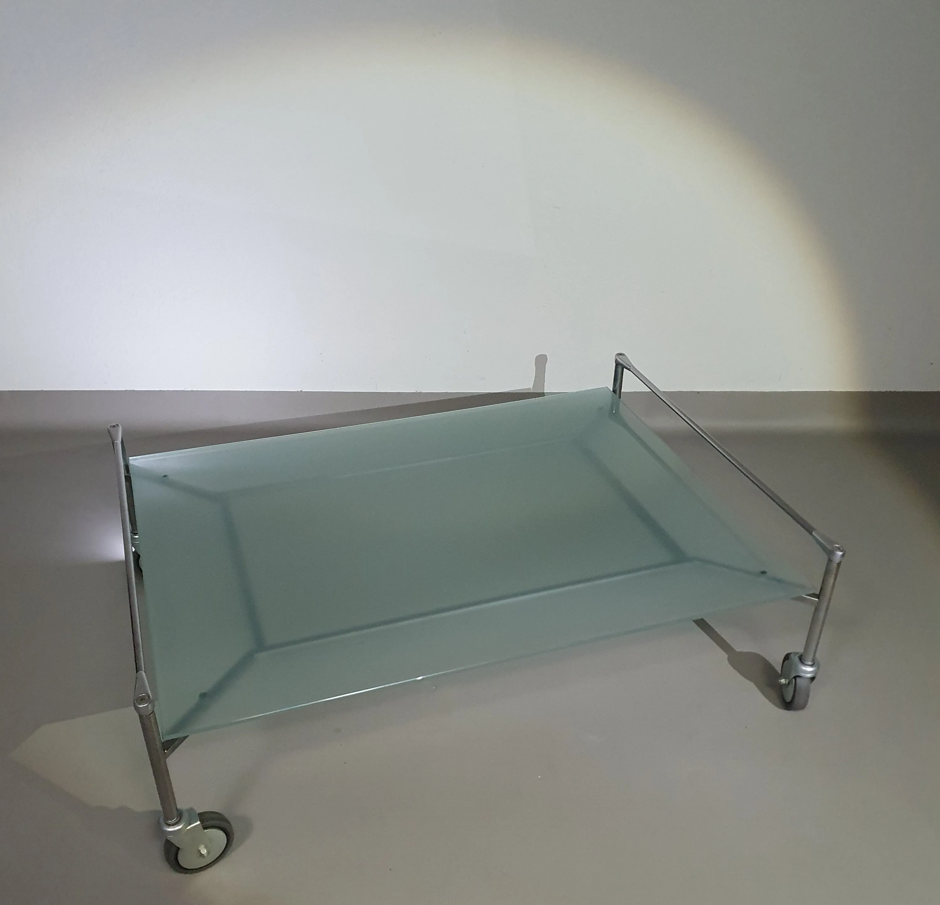 Driade Free Man 2 Glass Coffee Table

By M. Zanuso