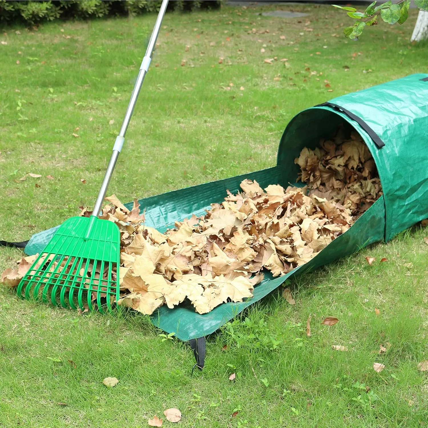 Gardzen 2-Pack Large Yard Dustpan-Type Garden Bag with Traps for Collecting Leaves - Reusable Heavy Duty Gardening Bags, Lawn Pool Garden Leaf Waste Bag - 53 Gallon Per Bag