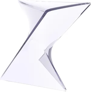 LeisureMod 15.75" Clear Stackable Plastic Side Table - Weather-Resistant Triangular Accent Table for Living Room, Patio, or Backyard