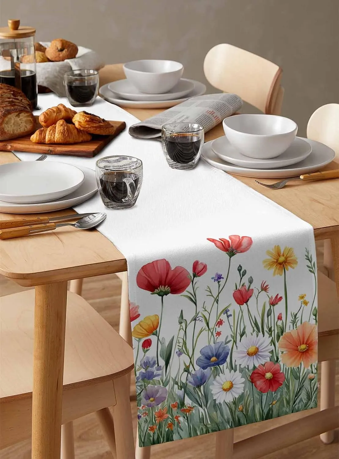 Popy Daisy Flower Table Runner Wildflower Spring Summer Plant Table Runners Dresser Scarves Kitchen Dining Table Decoration for Home Farmhouse Party Holidays 13"x48"