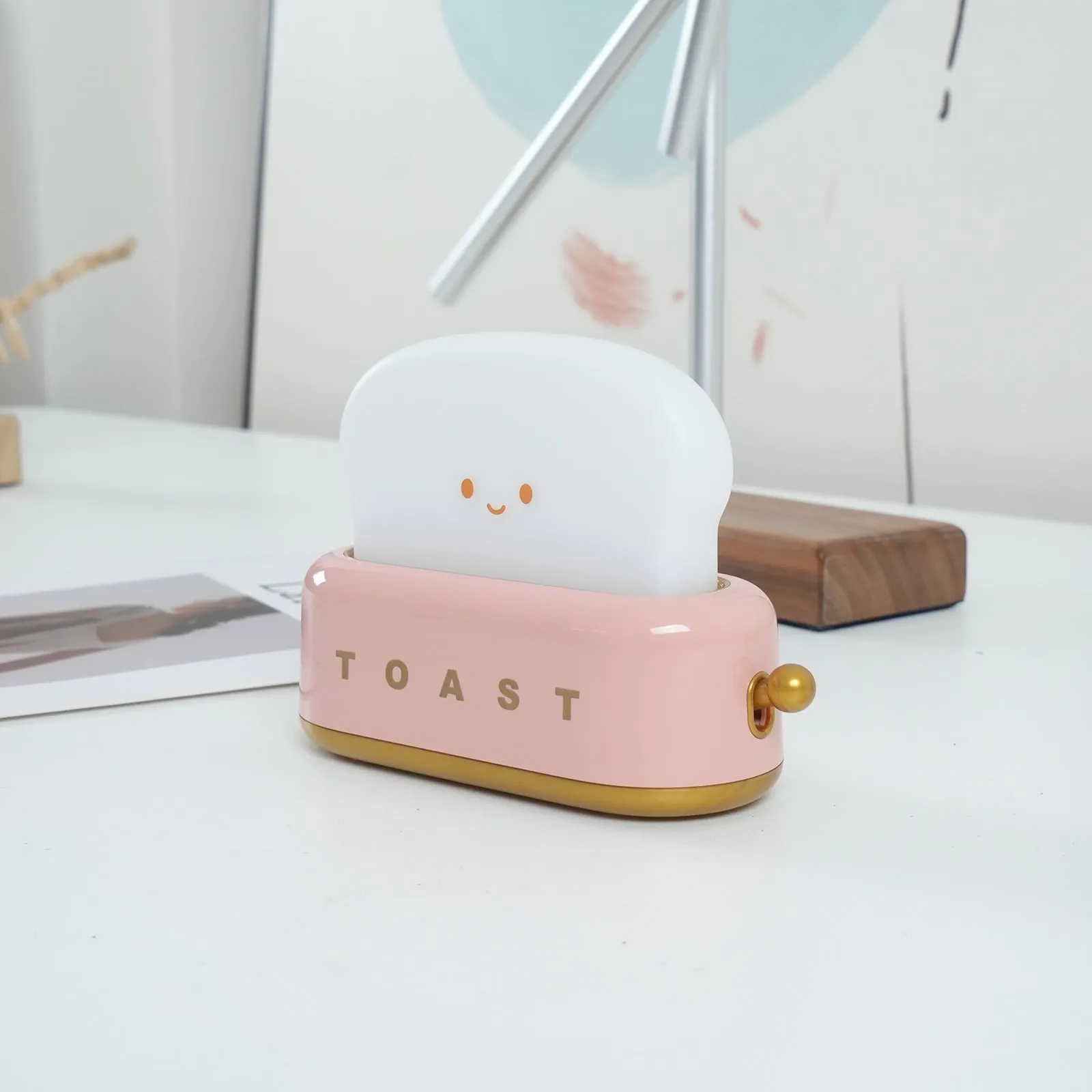 Toaster Night Light – Cute & Rechargeable LED Lamp for a Cosy Glow