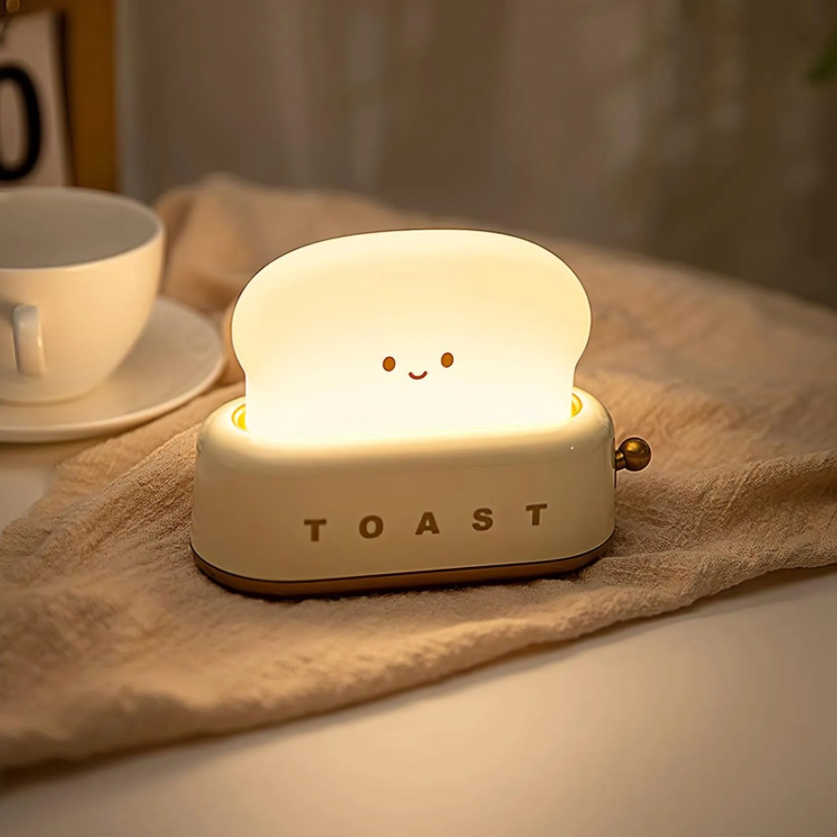Toaster Night Light – Cute & Rechargeable LED Lamp for a Cosy Glow
