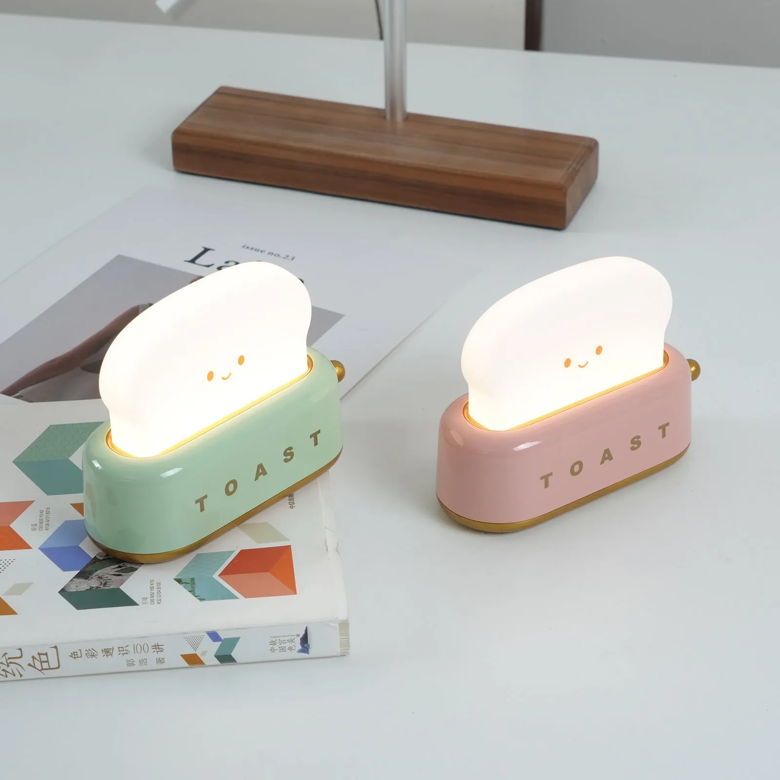 Toaster Night Light – Cute & Rechargeable LED Lamp for a Cosy Glow