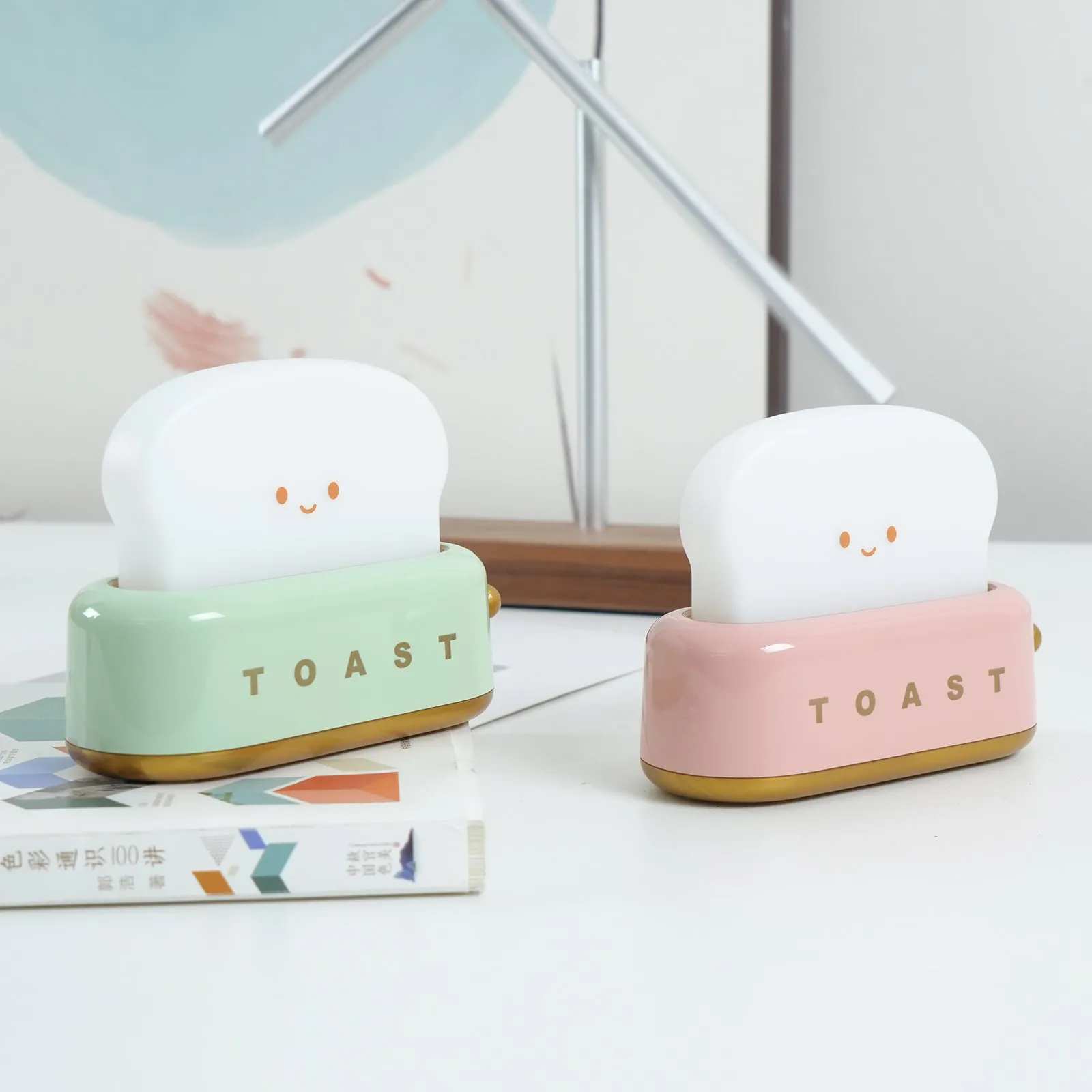 Toaster Night Light – Cute & Rechargeable LED Lamp for a Cosy Glow