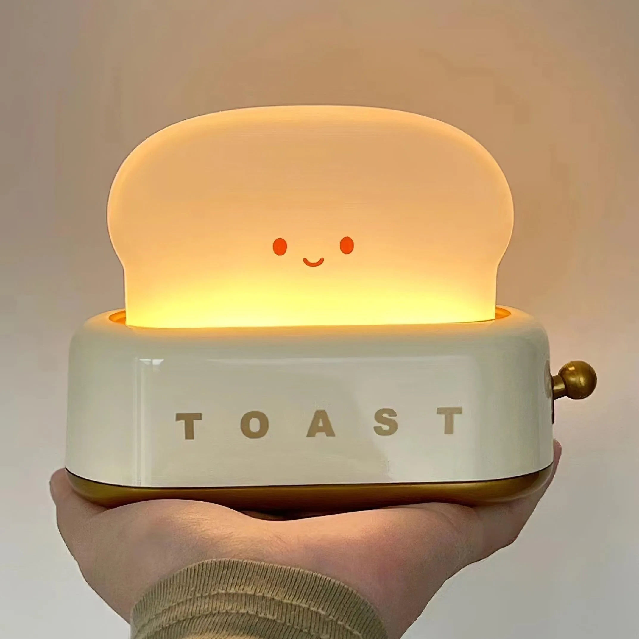 Toaster Night Light – Cute & Rechargeable LED Lamp for a Cosy Glow