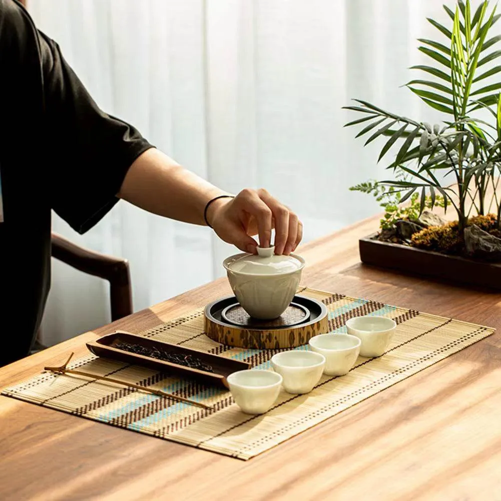 Waterproof Lightweight Decorative Table Mat